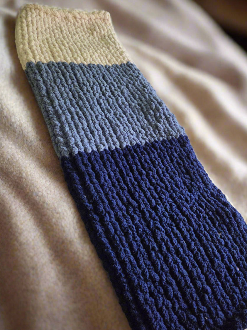 Chunky Knit Blanket - Standard Tricolor