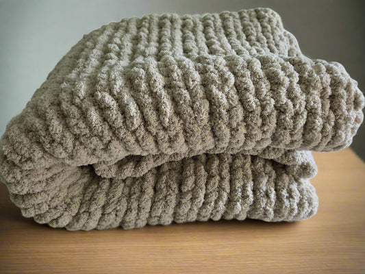 Chunky Kit Blanket - Solid Color - Large