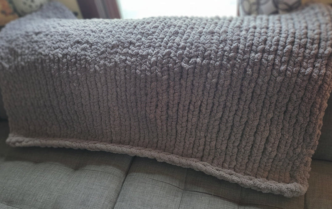 Chunky Knit Blanket - Solid Color - Large