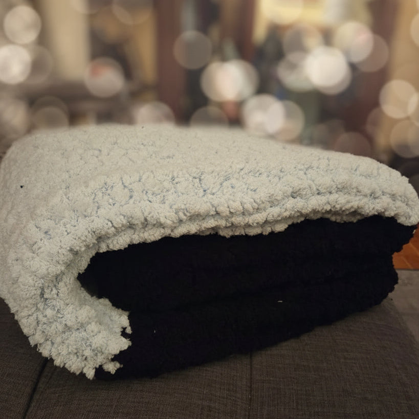 Chunky Knit Blanket - Standard Striped