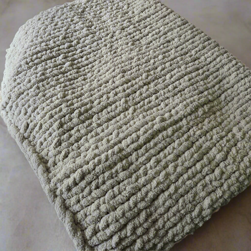 Chunky Knit Blanket - Standard Solid
