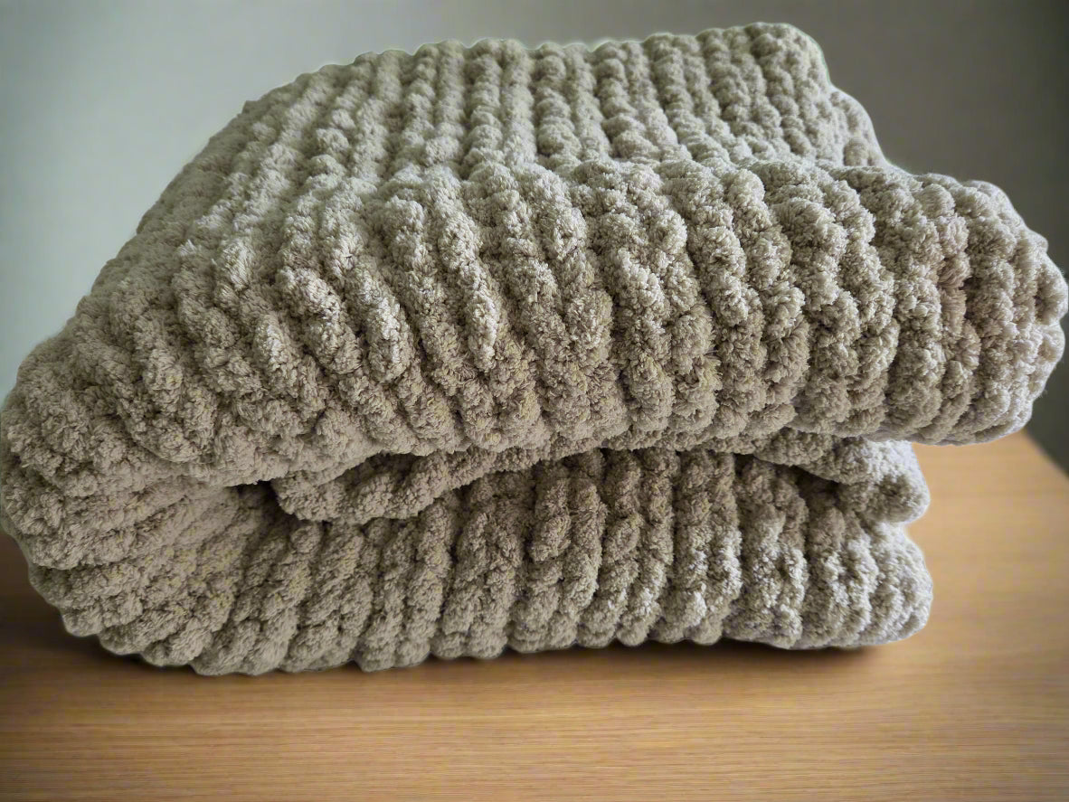 Chunky Kit Blanket - Solid Color - Large